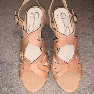 Jessica Simpson must have